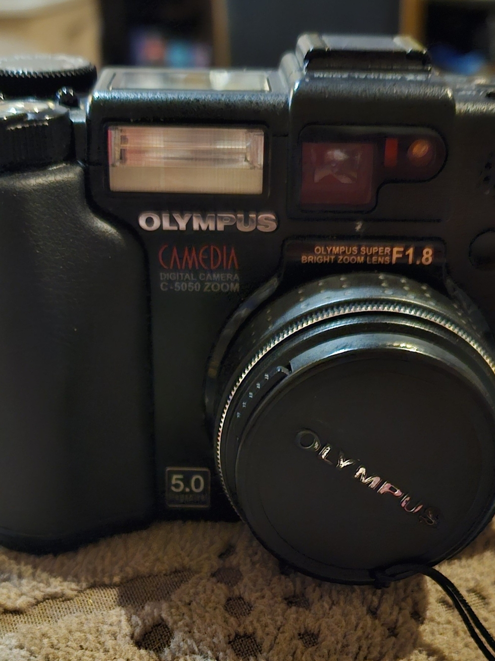 Olympus Camedia C-5050 Zoom Digital Camera - Black